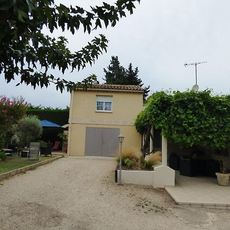 Chambre D'Hotes Entre Provence Et Camargue Beaucaire  Exteriör bild