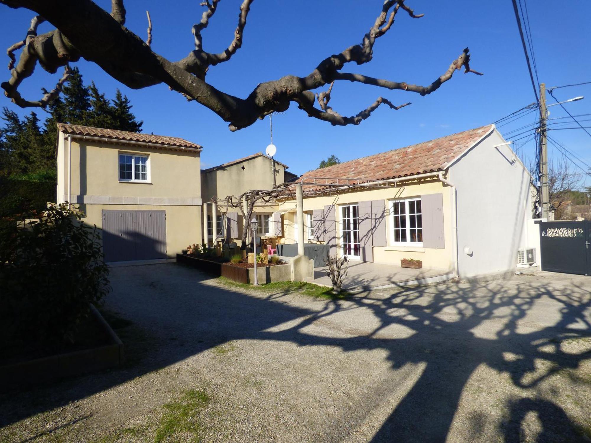 Chambre D'Hotes Entre Provence Et Camargue Beaucaire  Exteriör bild
